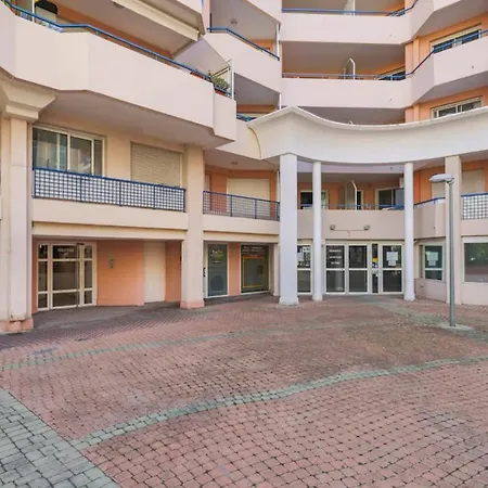 2p - Terrasse - Parking - Μεντόν