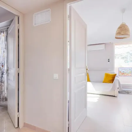 Διαμέρισμα 2p - Terrasse - Parking - *