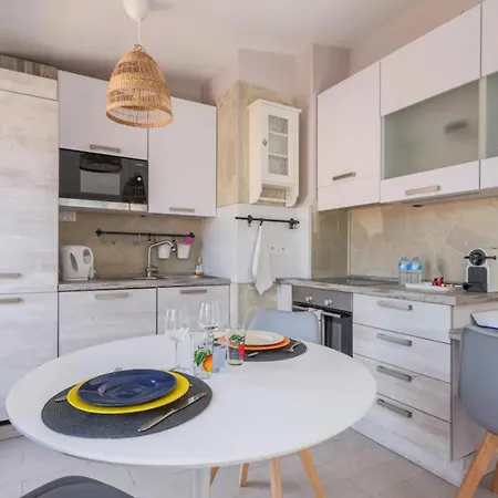 דירה 2p - Terrasse - Parking - *